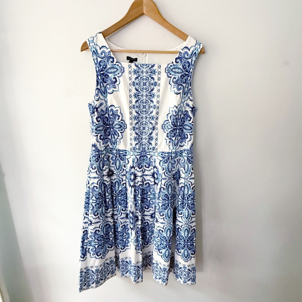 Talbots Fit & Flare Dress Women 12 Blue White Tile Medallion Coastal Preppy Twee